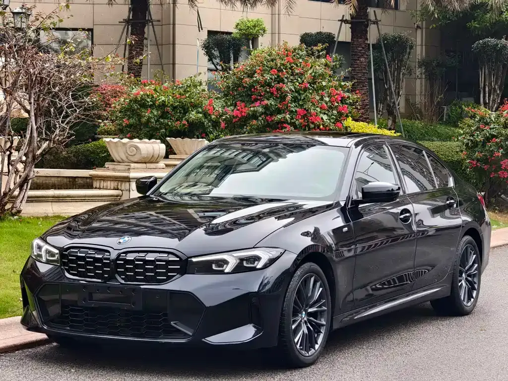 BMW 3 Series — фото 1