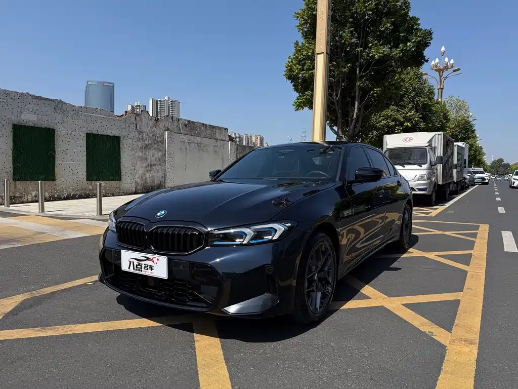 BMW 3 Series — фото 1