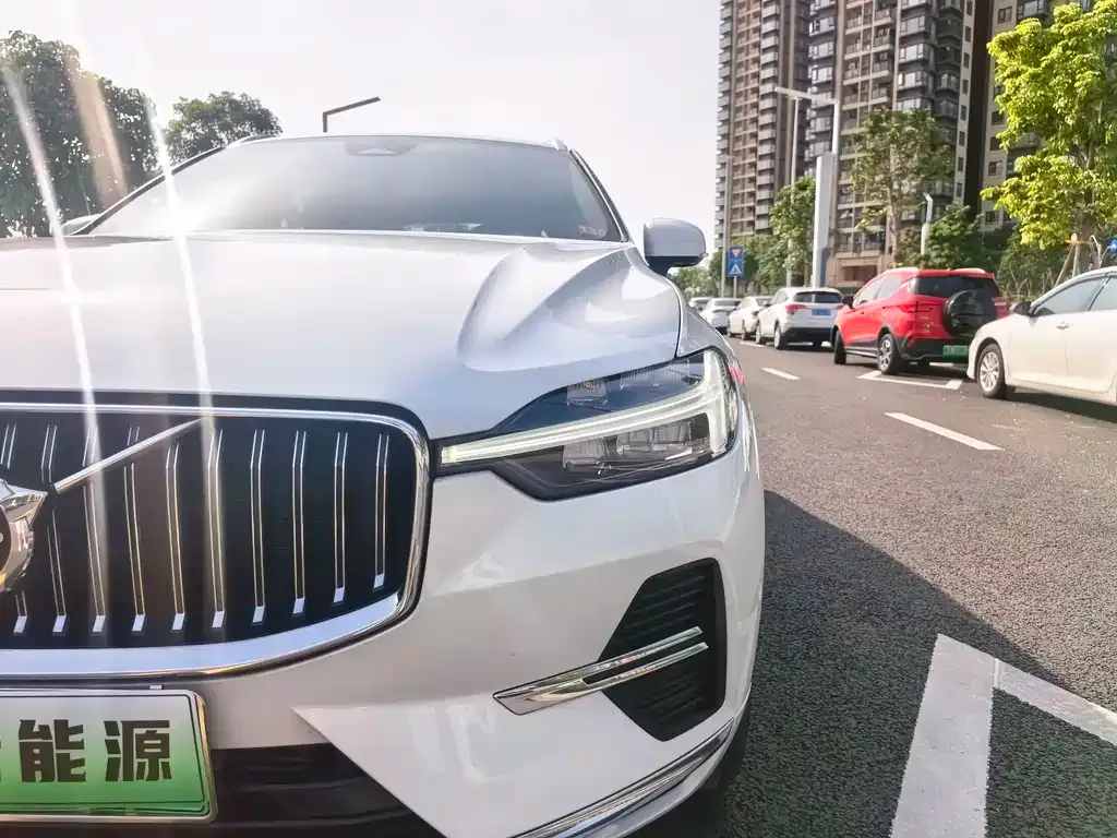 Volvo XC60 PHEV 2022 из CN, фото 5