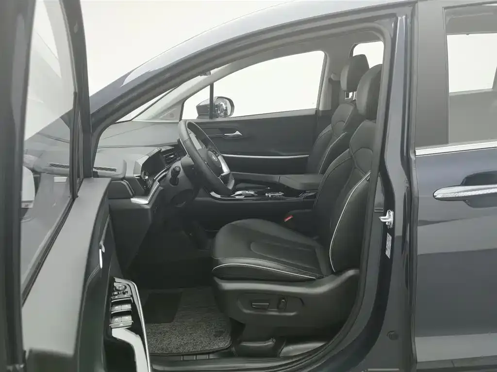 Hyundai Custo — фото 9
