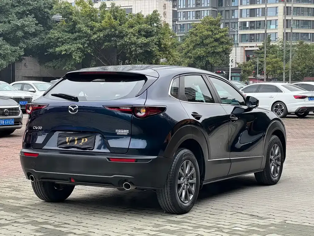 Mazda CX-30 — фото 4