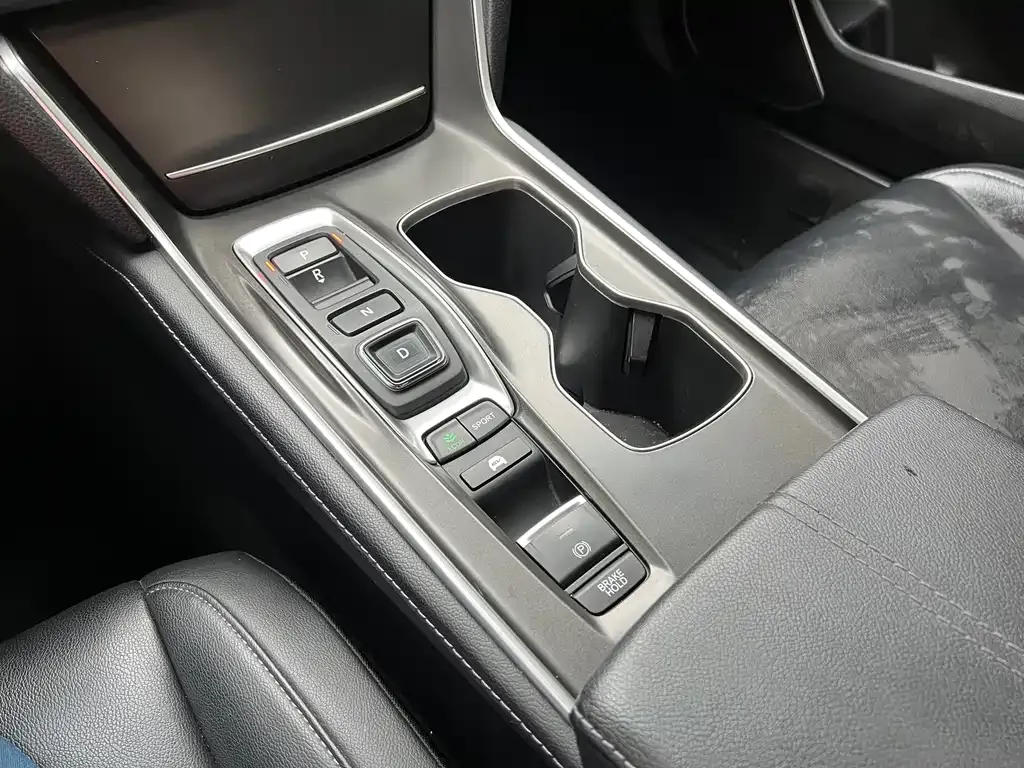 Honda Accord — фото 6