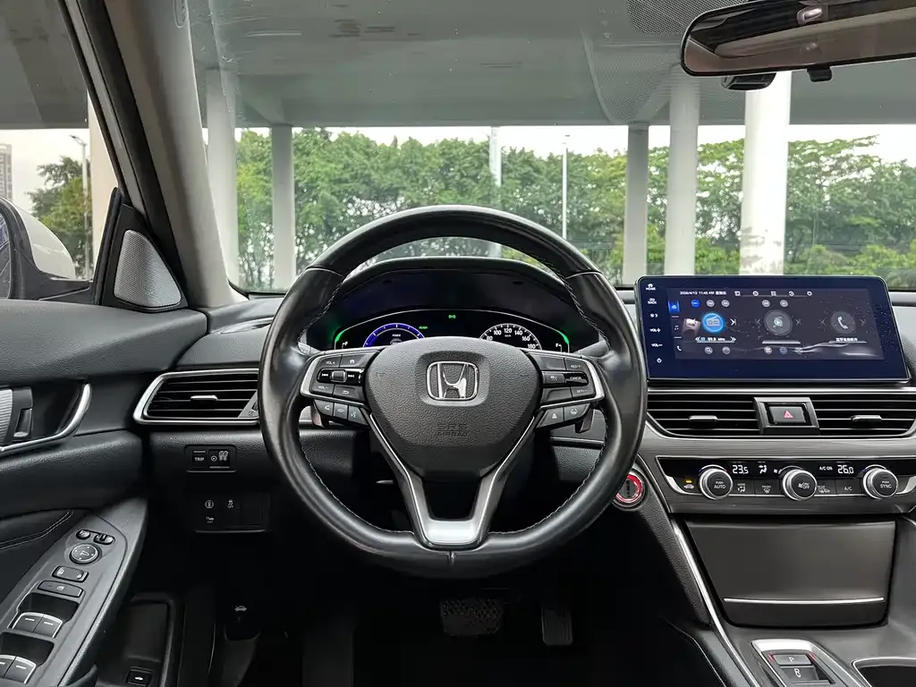 Honda Accord — фото 3