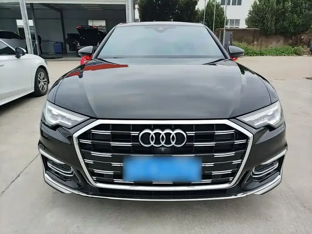Audi A6L — фото 10