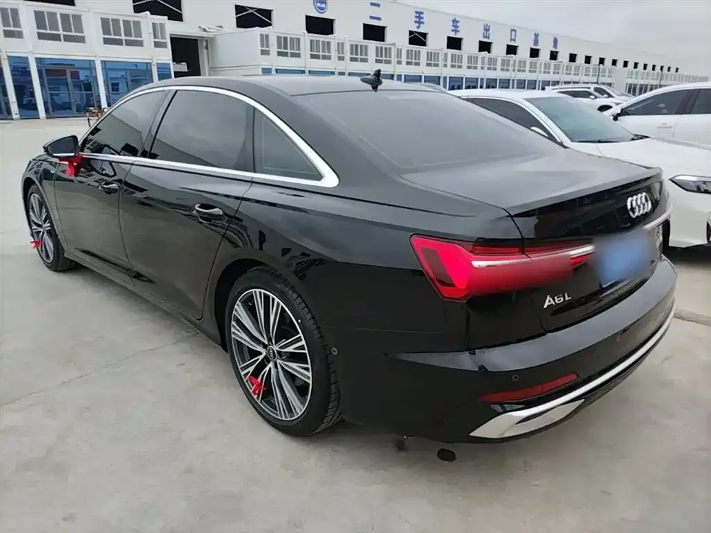 Audi A6L — фото 3