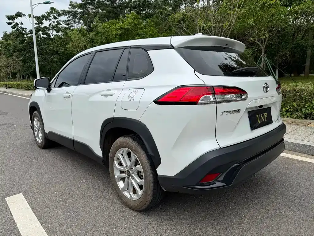 Toyota Frontlander 2023 из CN, фото 6