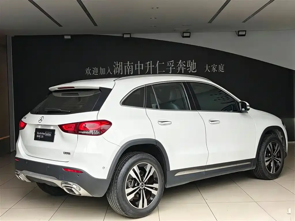 Mercedes-Benz GLA — фото 8
