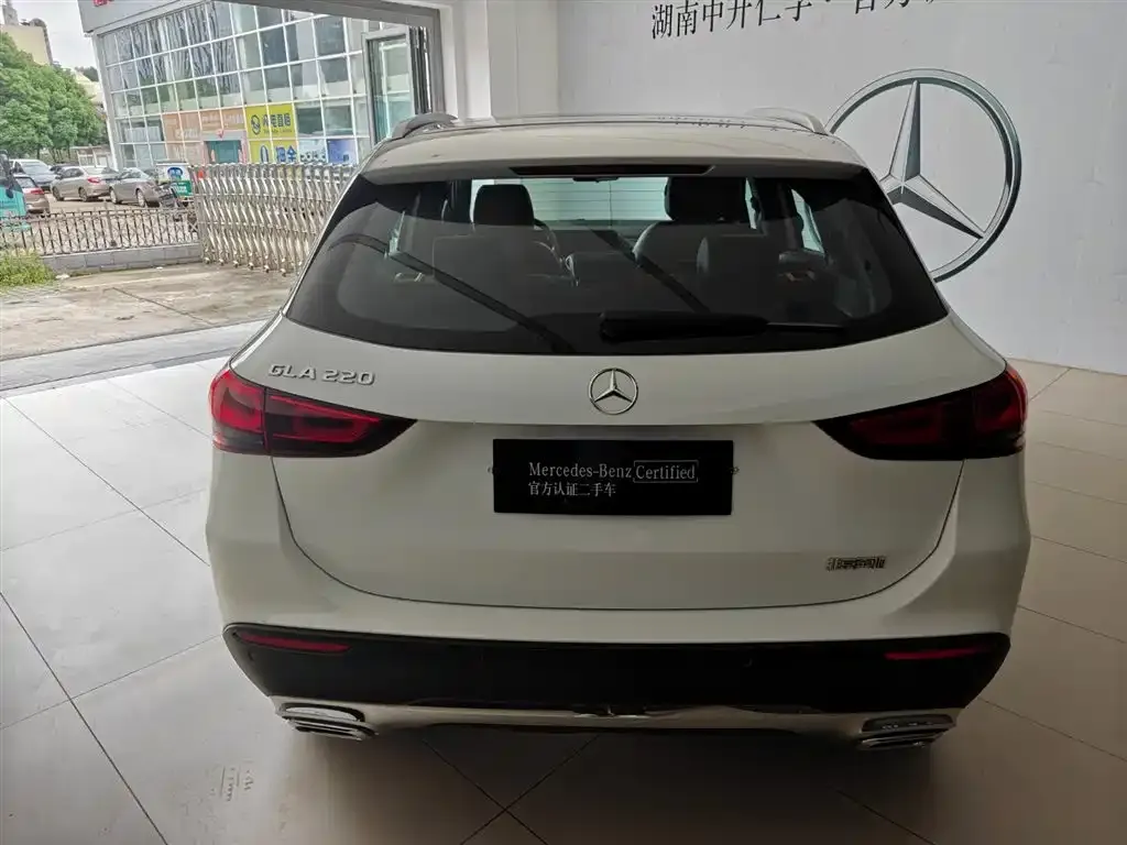 Mercedes-Benz GLA — фото 10