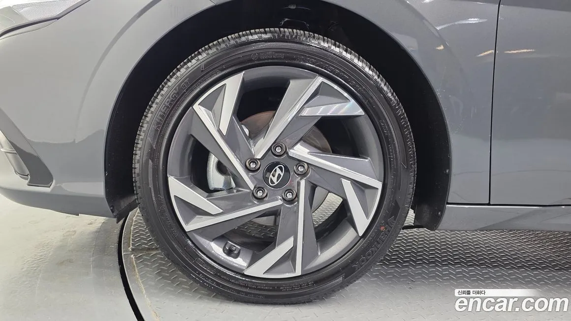 Hyundai AVANTE — фото 9