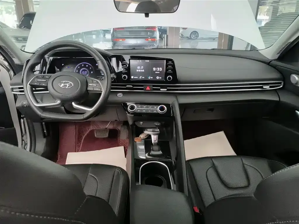 Hyundai Elantra 2023 из CN, фото 8