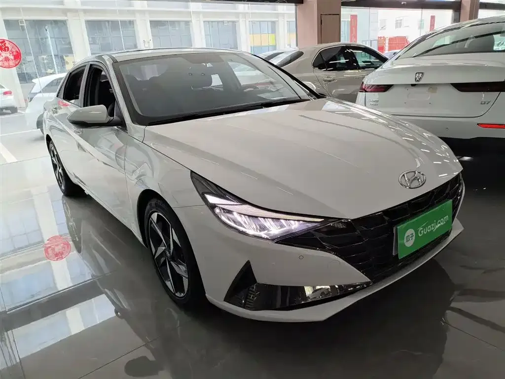Hyundai Elantra 2023 из CN, фото 4