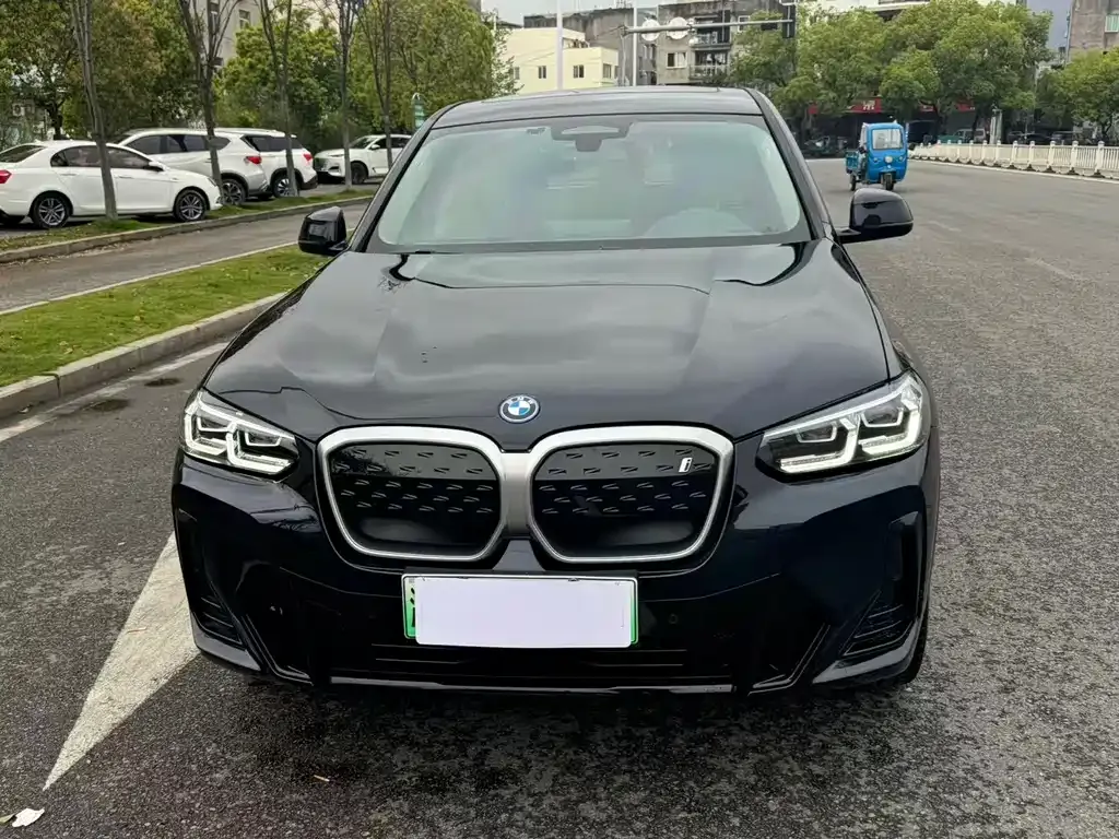 BMW iX3 2023 из CN, фото 7