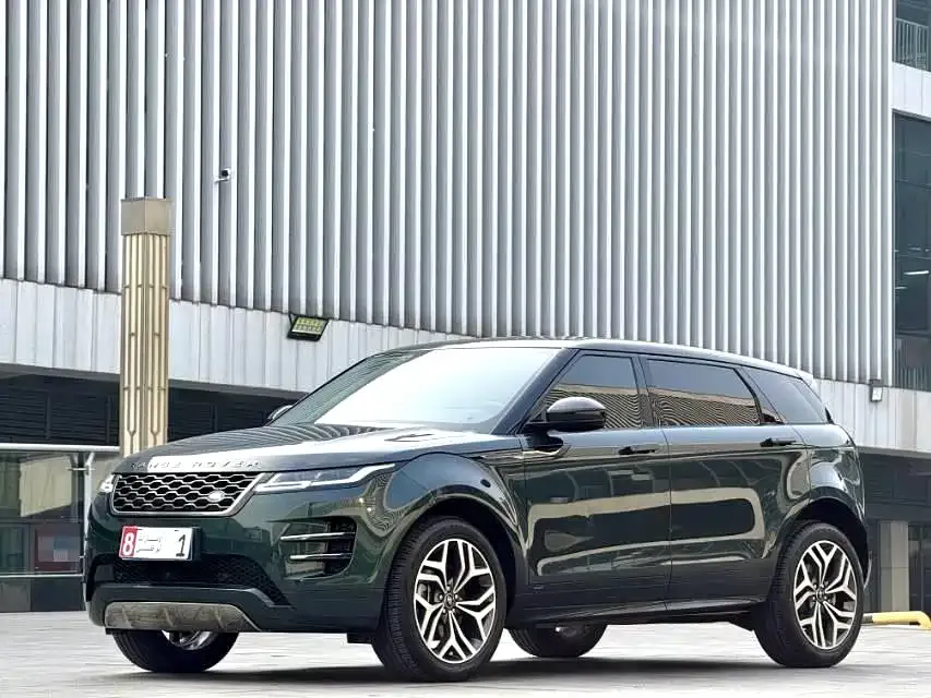 Land Rover Evoque — фото 1