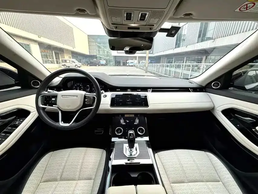 Land Rover Evoque — фото 8