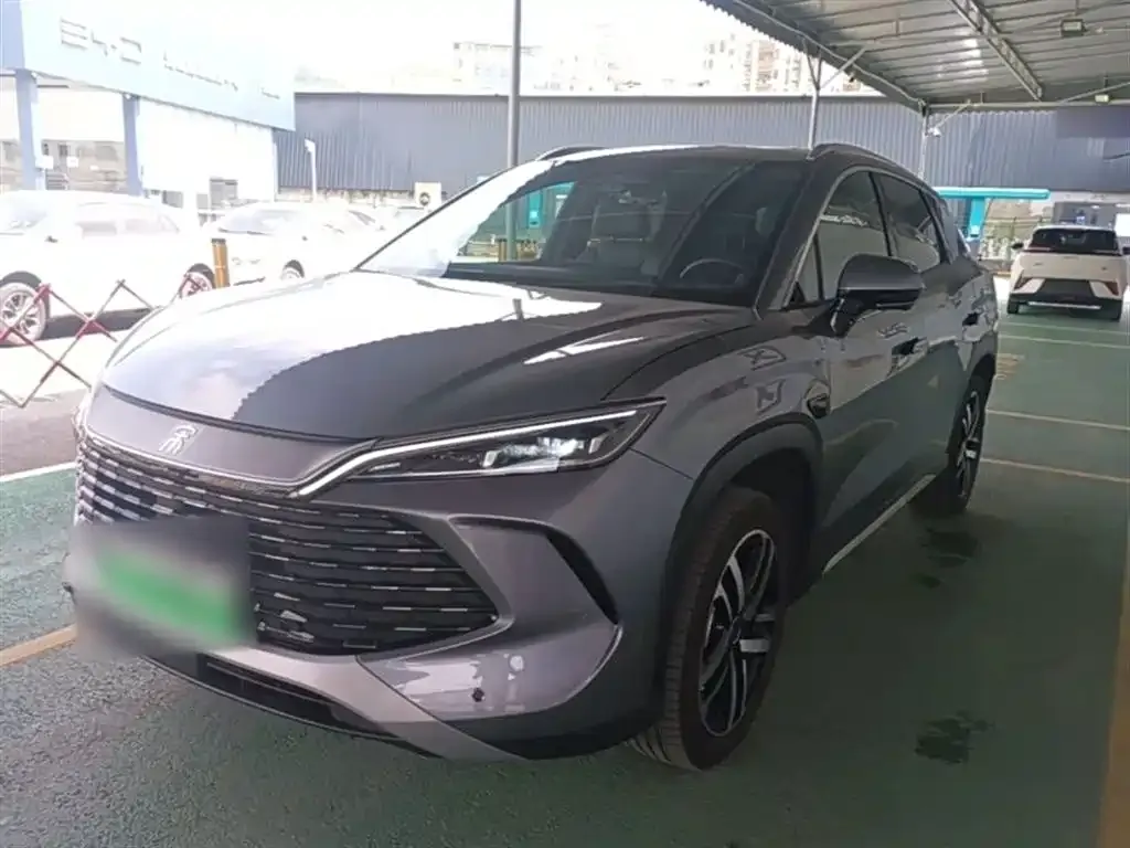 BYD L DM-i — фото 7