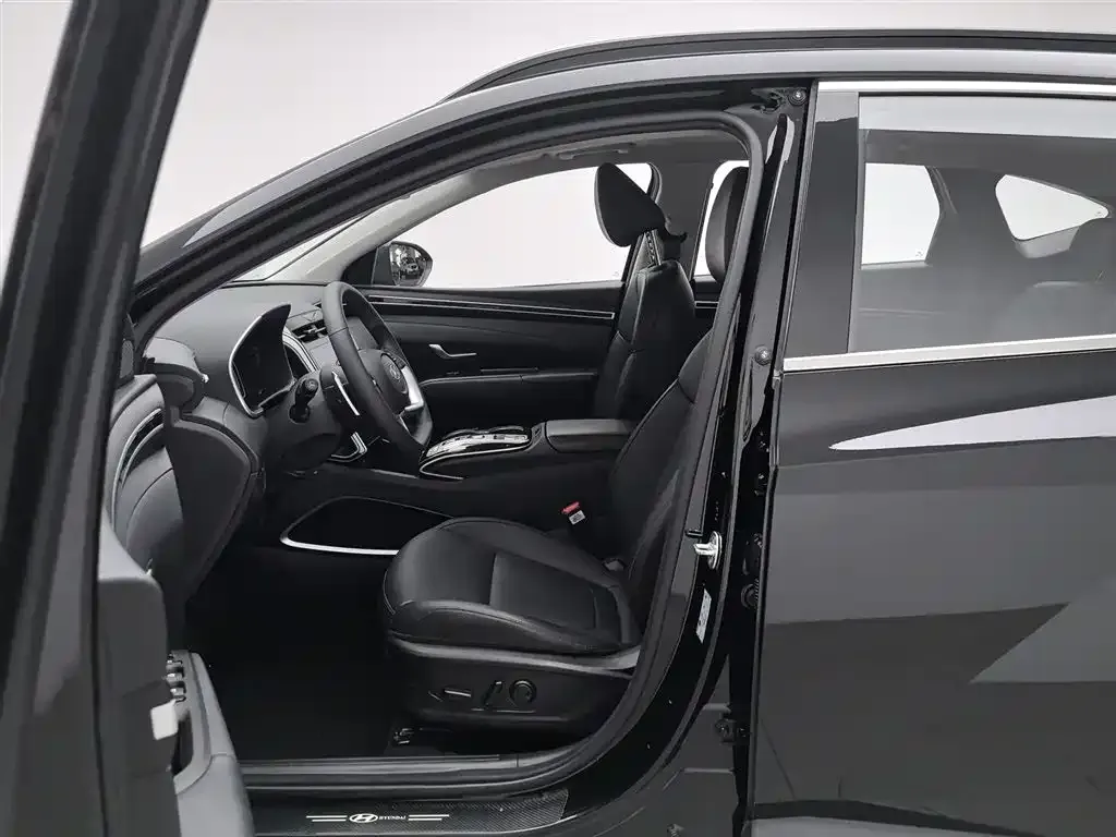 Hyundai Tucson 2023 из CN, фото 7