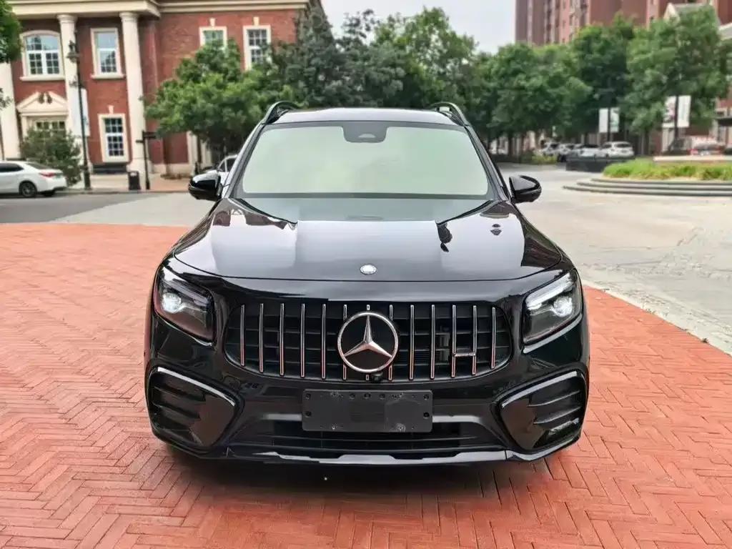 Mercedes-Benz GLB AMG — фото 10
