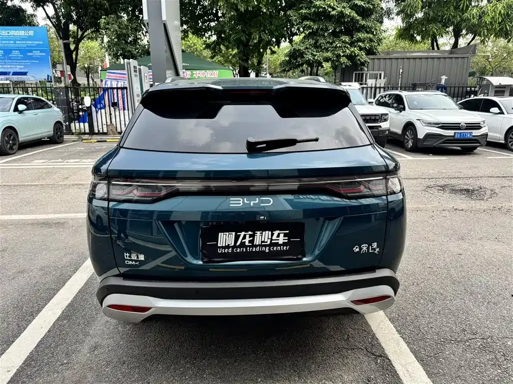 BYD L DM-i — фото 4