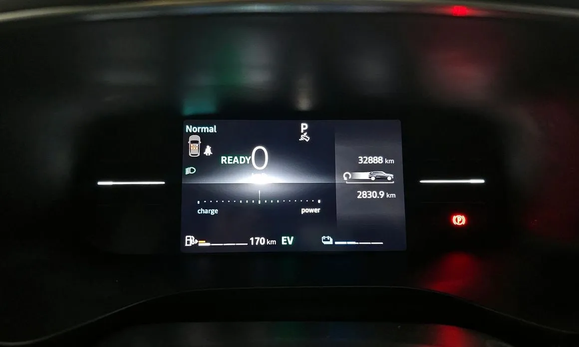 Renault Korea (Samsung) Arkana 2025 из KR, фото 10