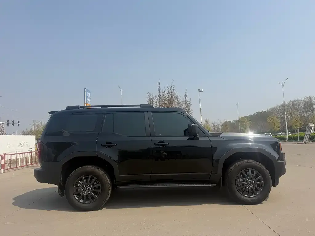 Toyota Prado 2025 из CN, фото 2