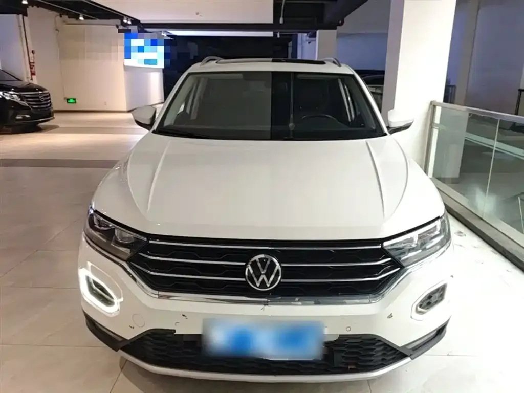 Volkswagen T-Roc — фото 5