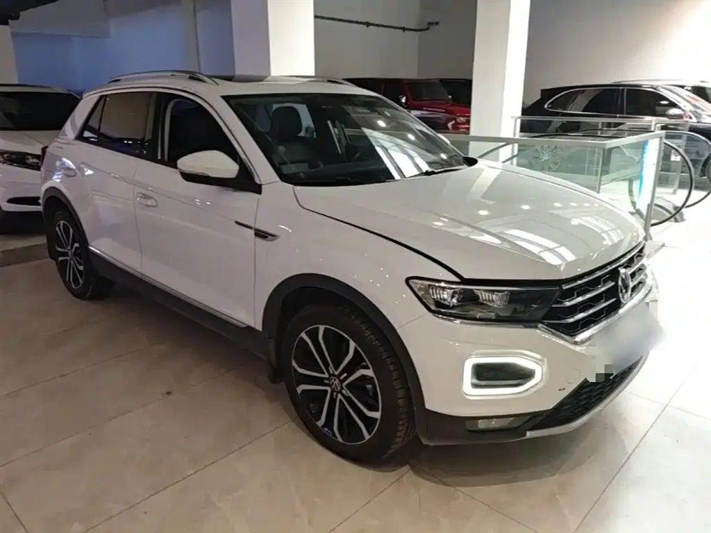 Volkswagen T-Roc — фото 2