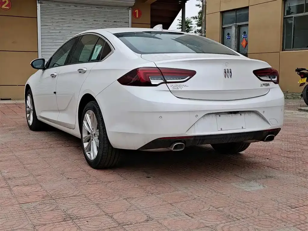Buick Regal — фото 2