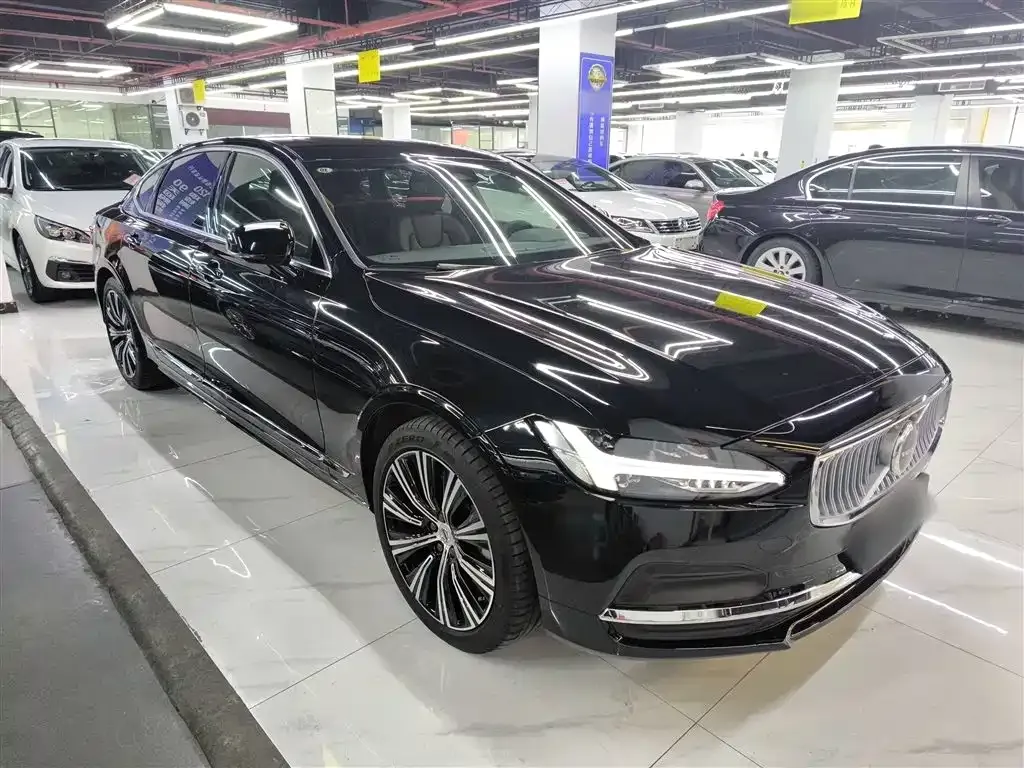 Volvo S90 — фото 9