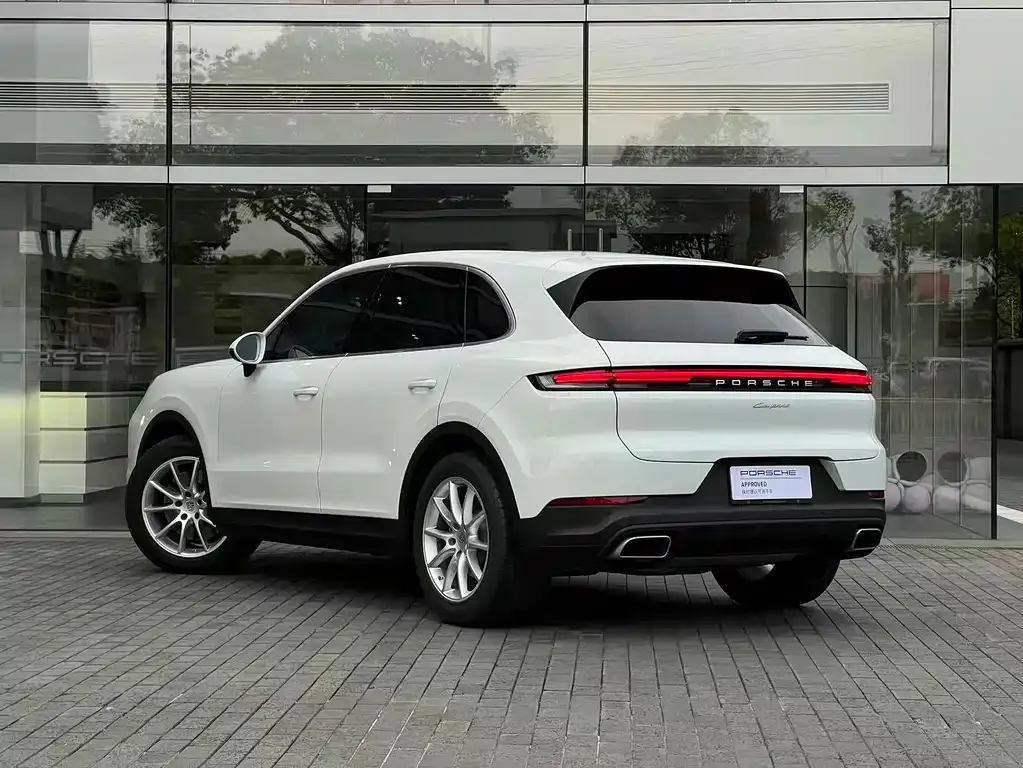 Porsche Cayenne — фото 5