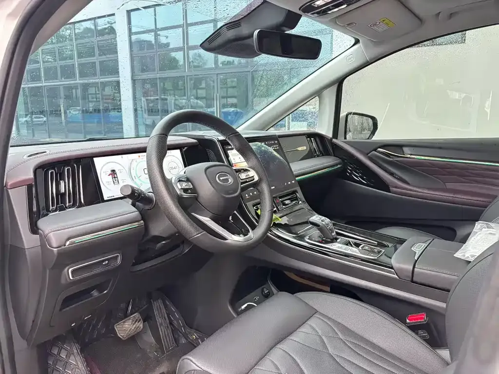 GAC Motor Trumpchi M8 — фото 9