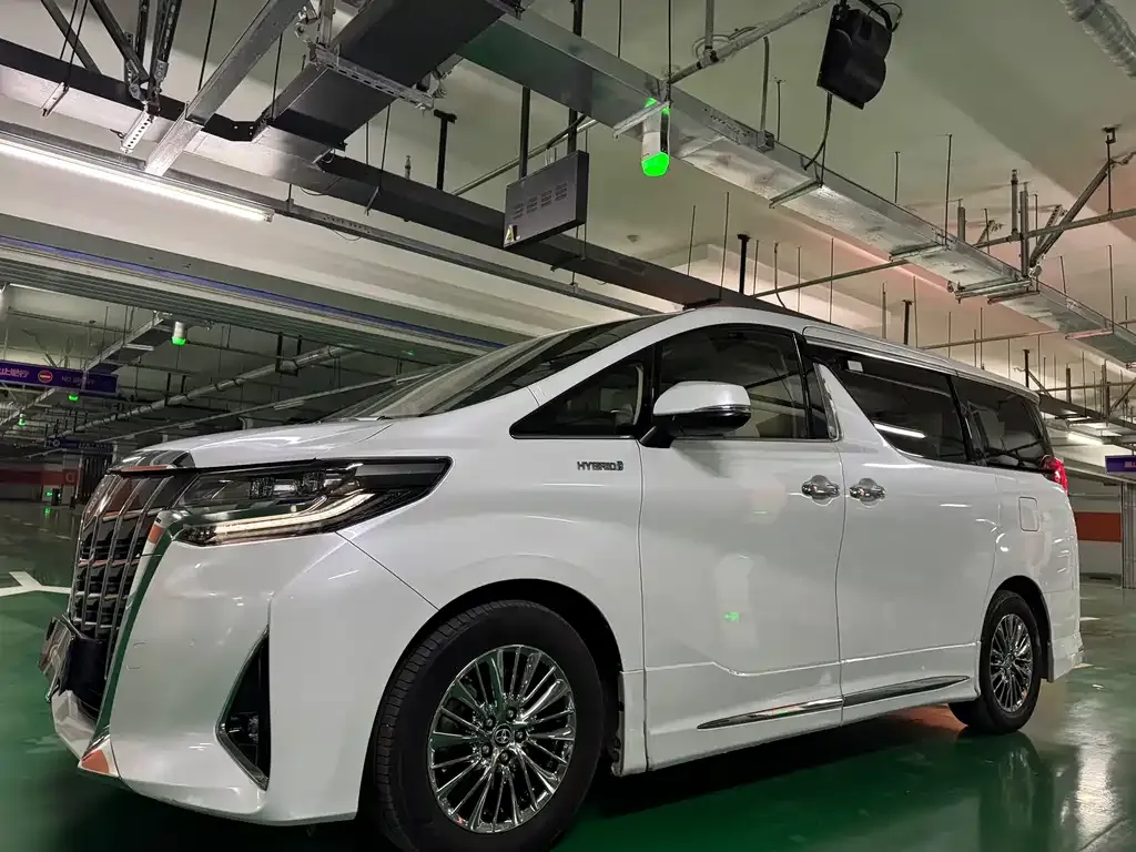 Toyota Alphard 2021 из CN, фото 3