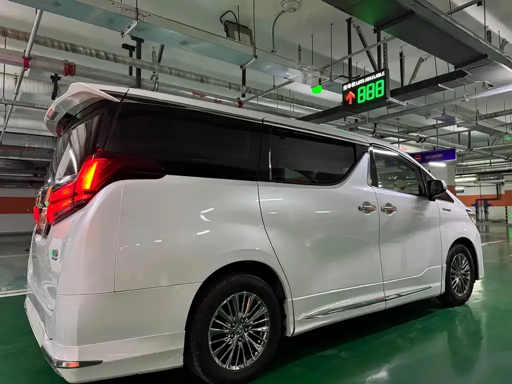Toyota Alphard 2021 из CN, фото 5
