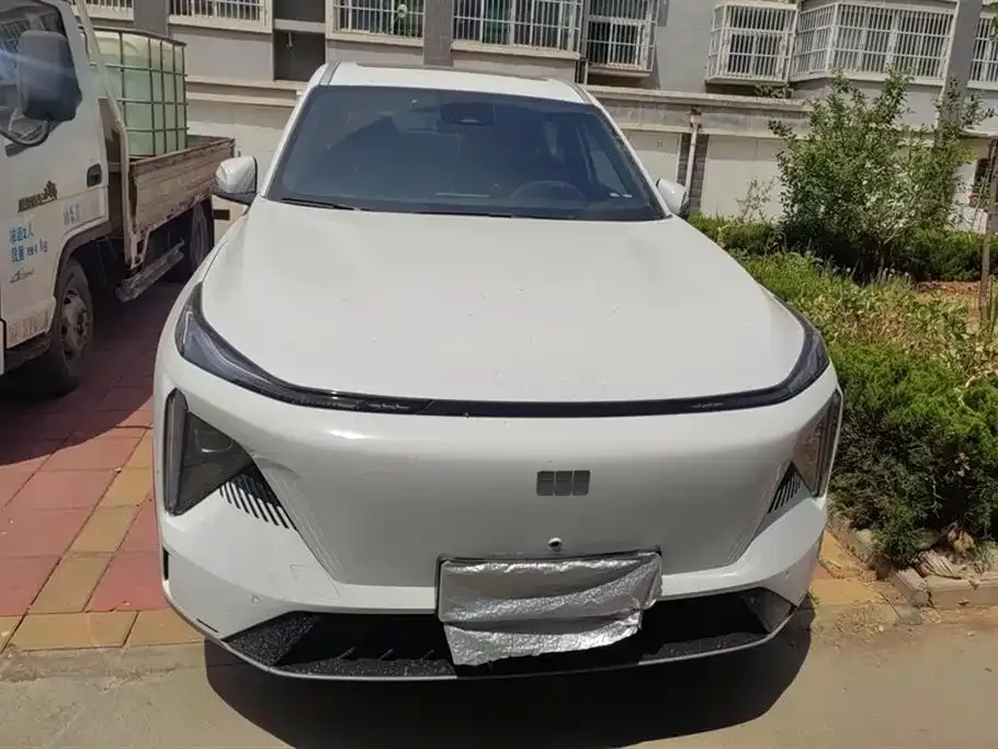 Geely Galaxy L7 — фото 10