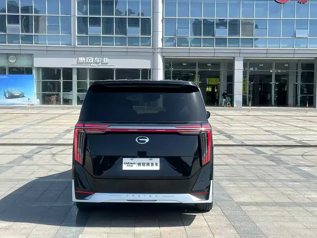 GAC Motor Trumpchi M8 — фото 2