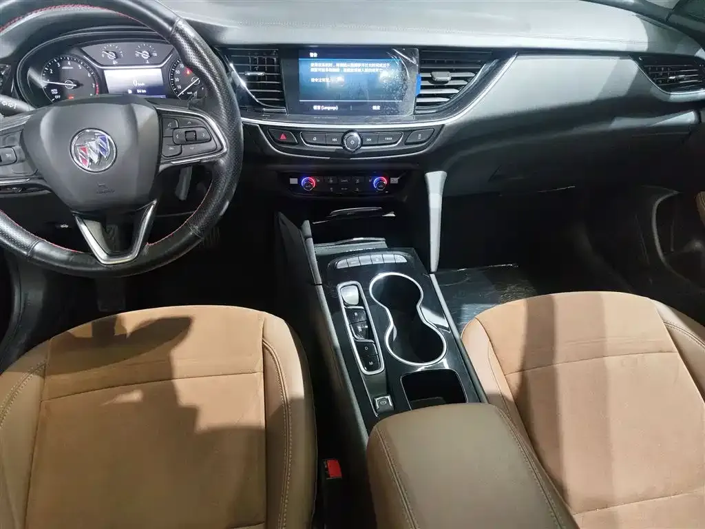 Buick Regal — фото 9