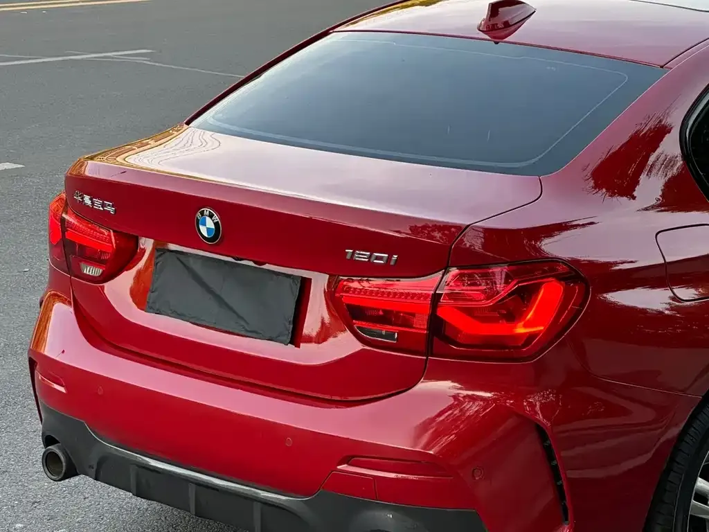 BMW 1 Series 2022 из CN, фото 5