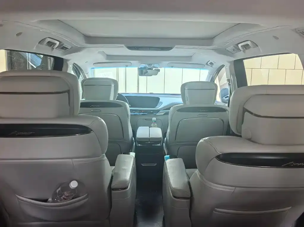 Buick Century 2023 из CN, фото 4
