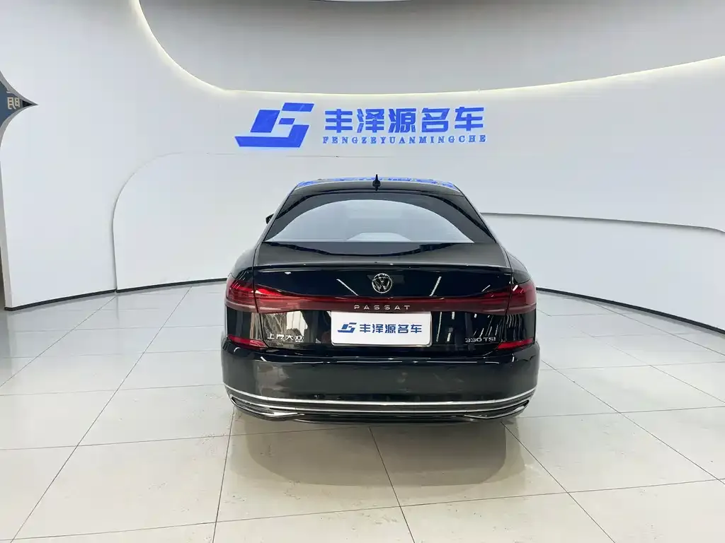 Volkswagen Passat — фото 5