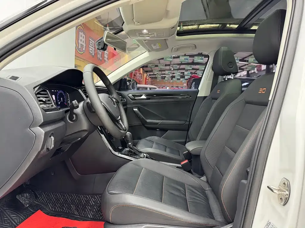 Volkswagen T-Roc 2021 из CN, фото 5