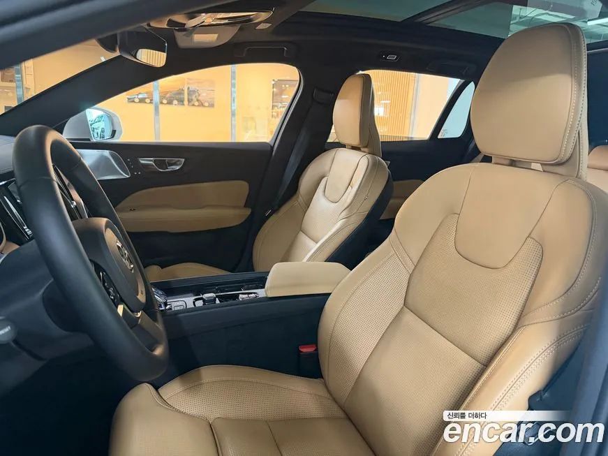 Volvo V60 2025 из KR, фото 3