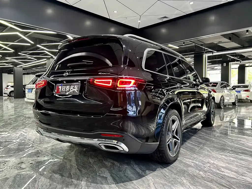 Mercedes-Benz GLS — фото 3