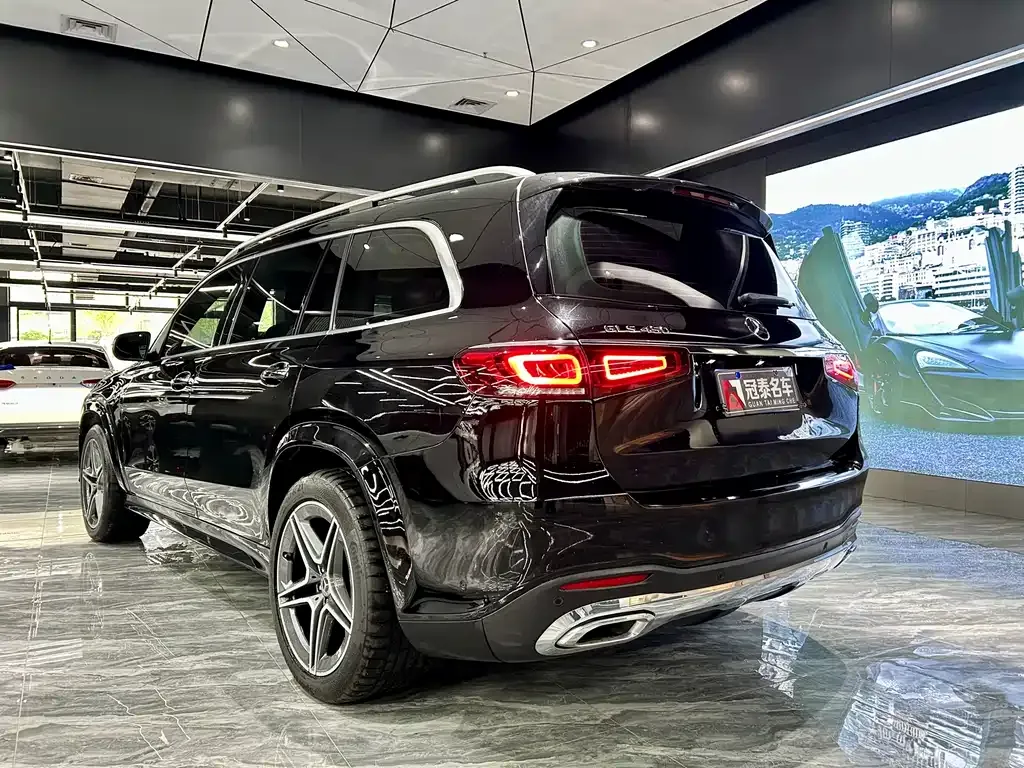 Mercedes-Benz GLS — фото 9