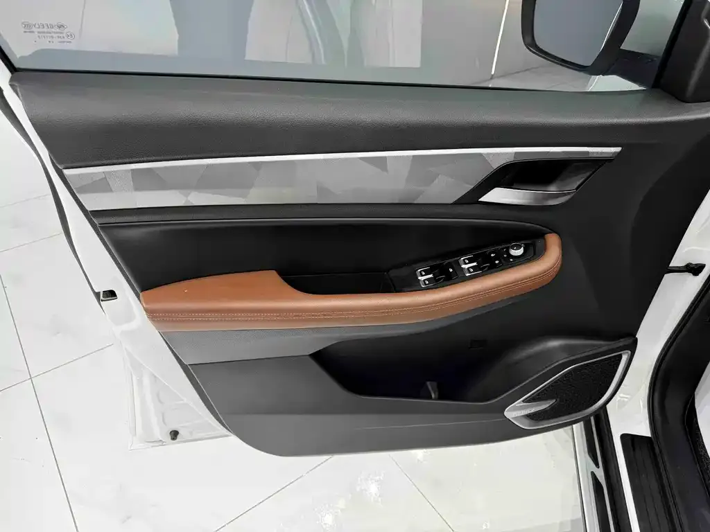 Geely Vision X6 — фото 3