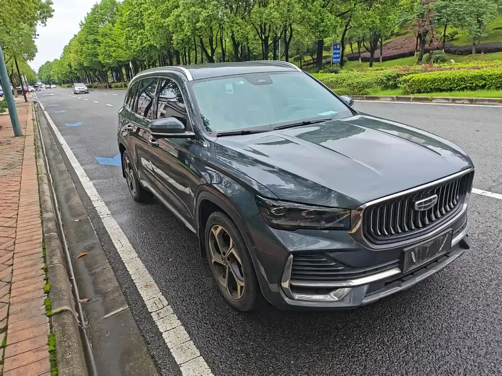 Geely Xingyue L — фото 6