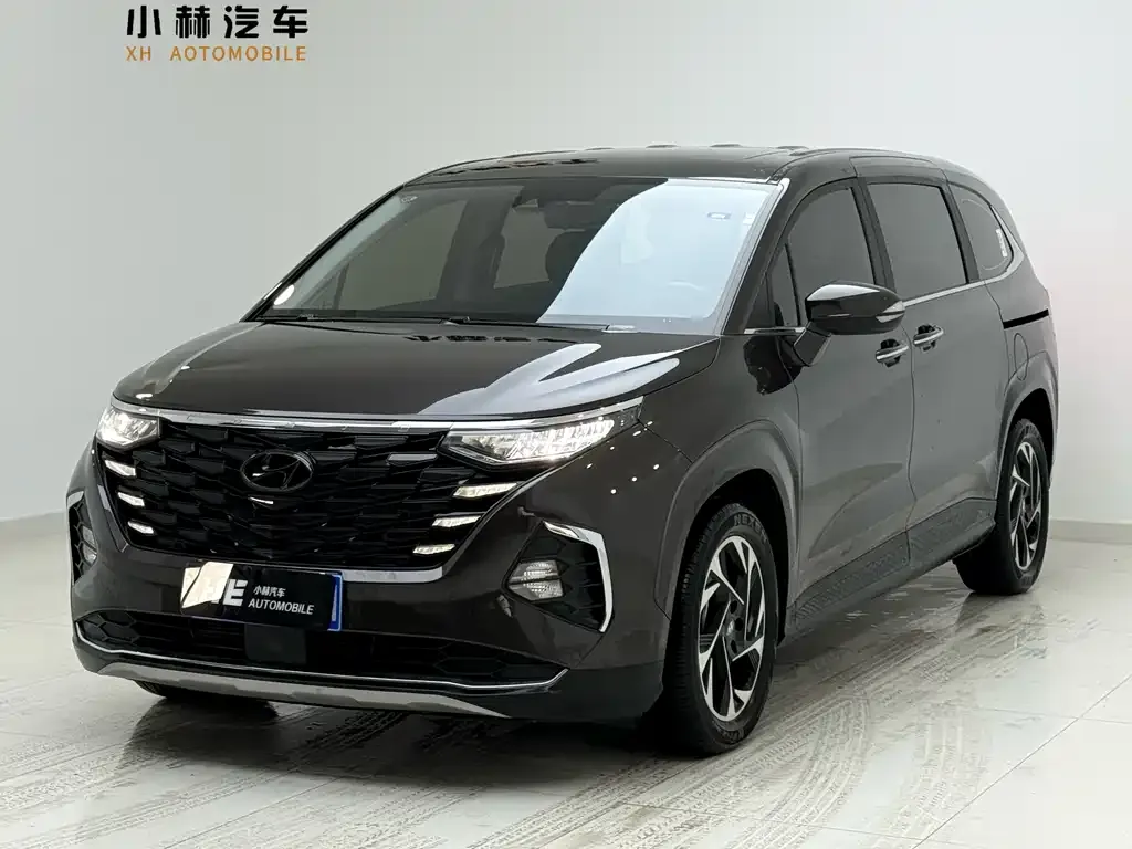 Hyundai Custo — фото 1