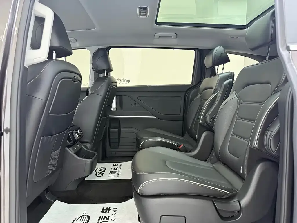 Hyundai Custo — фото 10