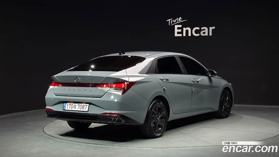 Hyundai AVANTE 2022 из KR, фото 3