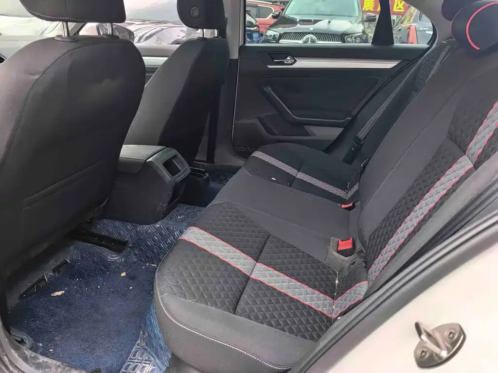 Volkswagen Lamando 2021 из CN, фото 6