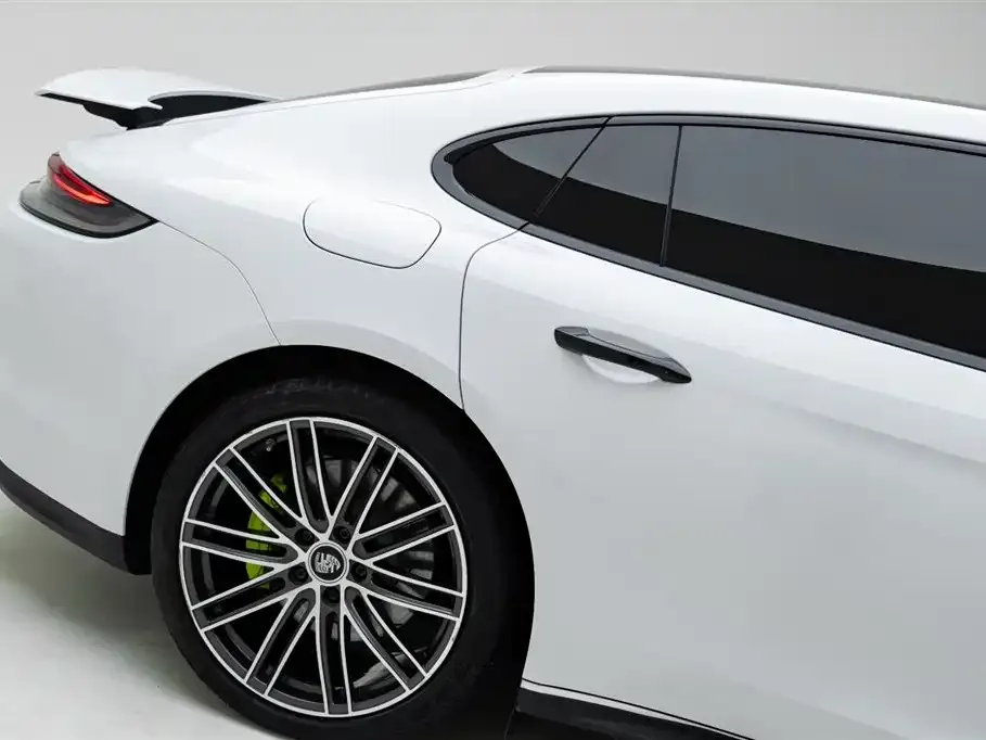 Porsche Panamera Hybrid 2022 из CN, фото 4