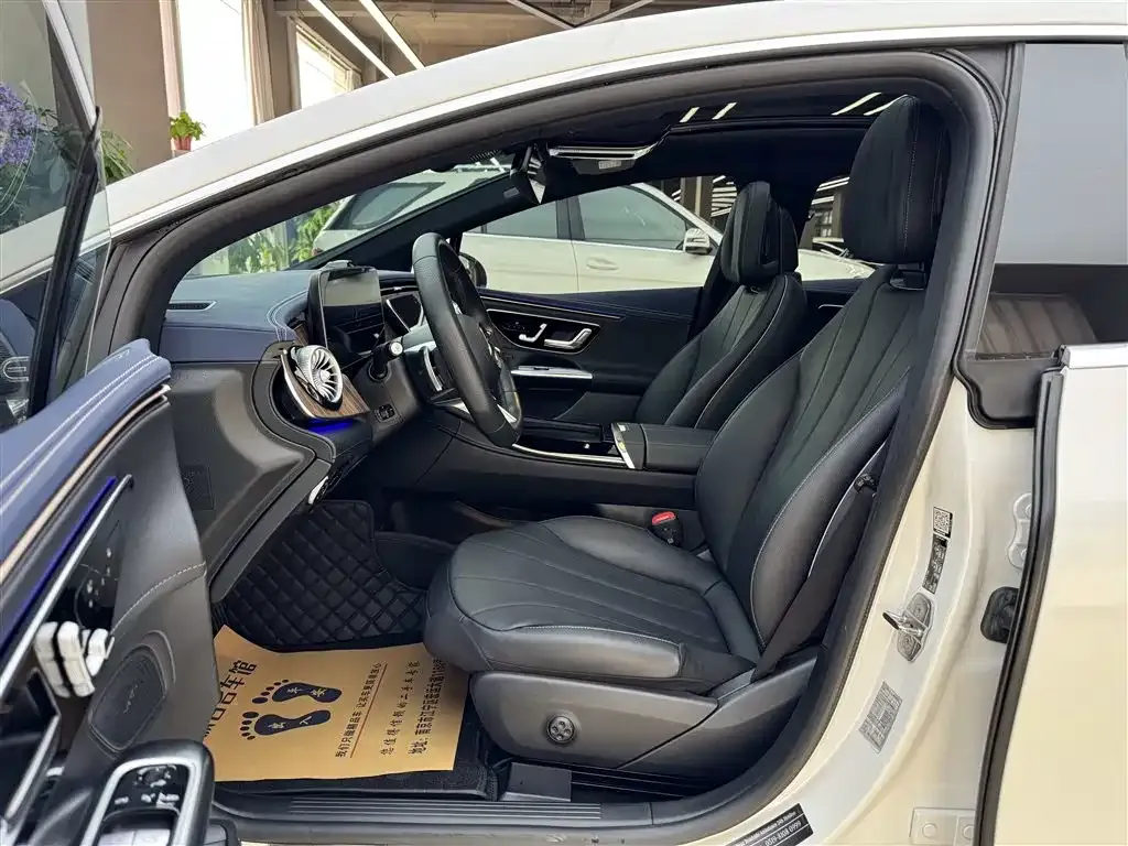 Mercedes-Benz EQE 2023 из CN, фото 3